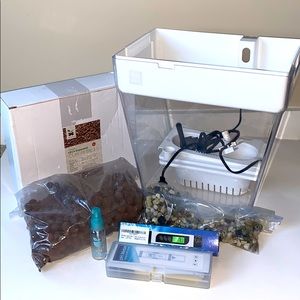 Back To The Roots Water Garden